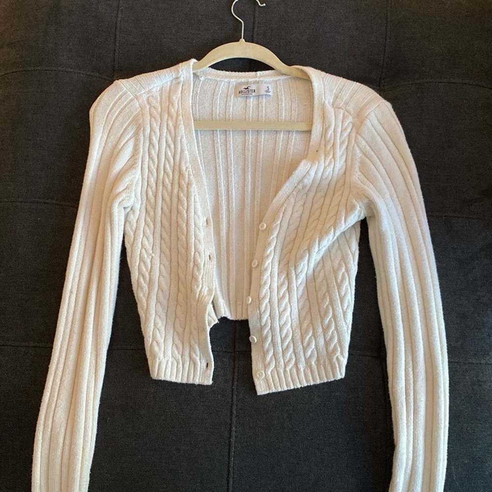 Hollister white knit cropped cardigan